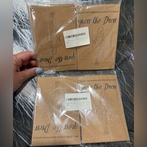 Guess the Dress Game Set